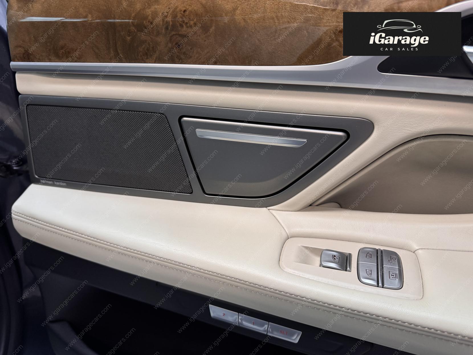 BMW 7 Series 3.0 740Ld Exclusive Saloon 4dr Diesel Auto xDrive Euro 6 (s/s) (320 ps)