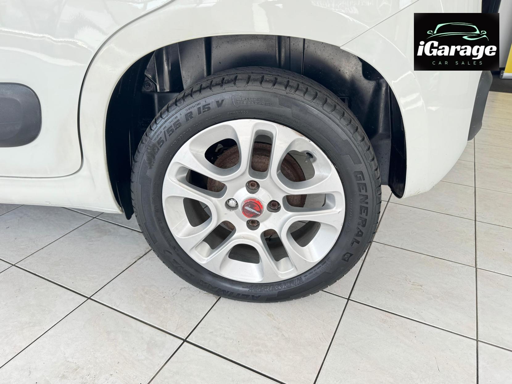 Fiat Panda 1.2 Lounge Hatchback 5dr Petrol Manual Euro 6 (69 bhp)