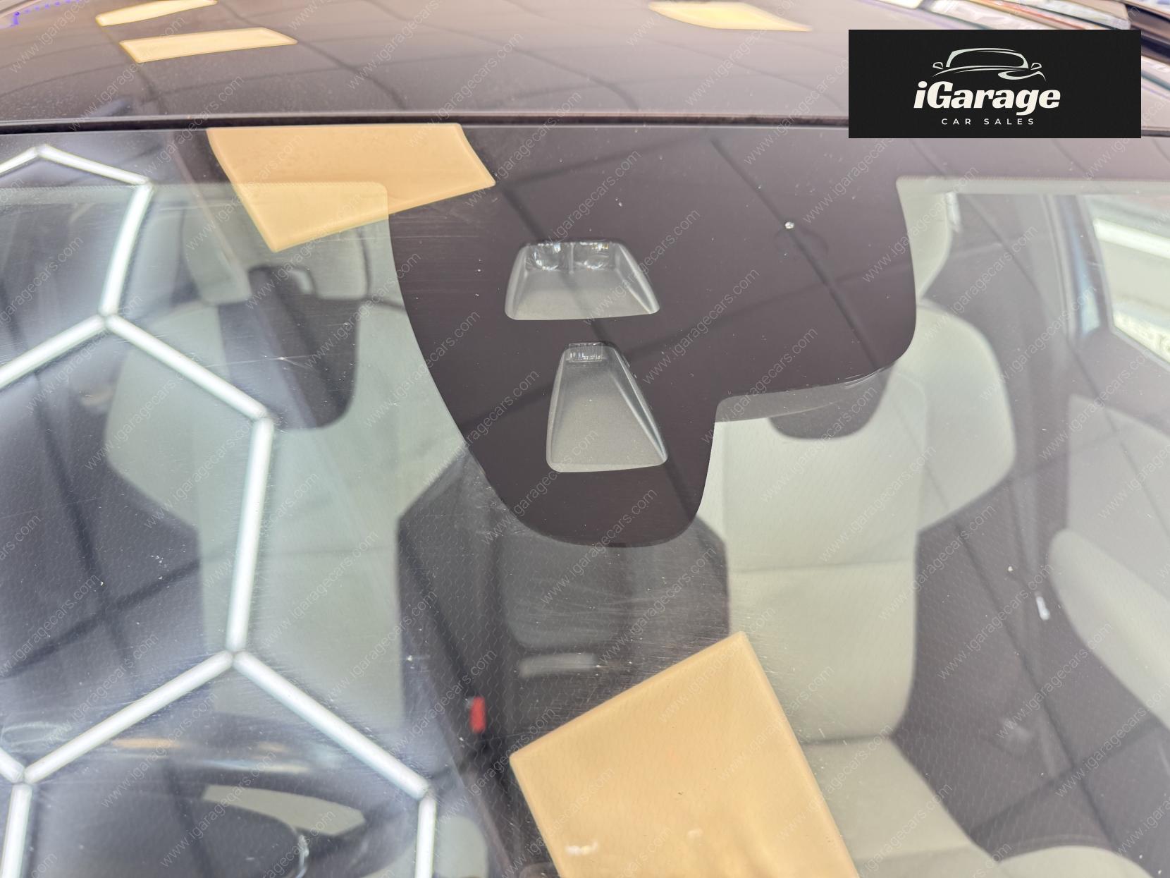 Volvo V40 Cross Country 1.6 D2 SE Hatchback 5dr Diesel Manual Euro 5 (s/s) (115 ps)