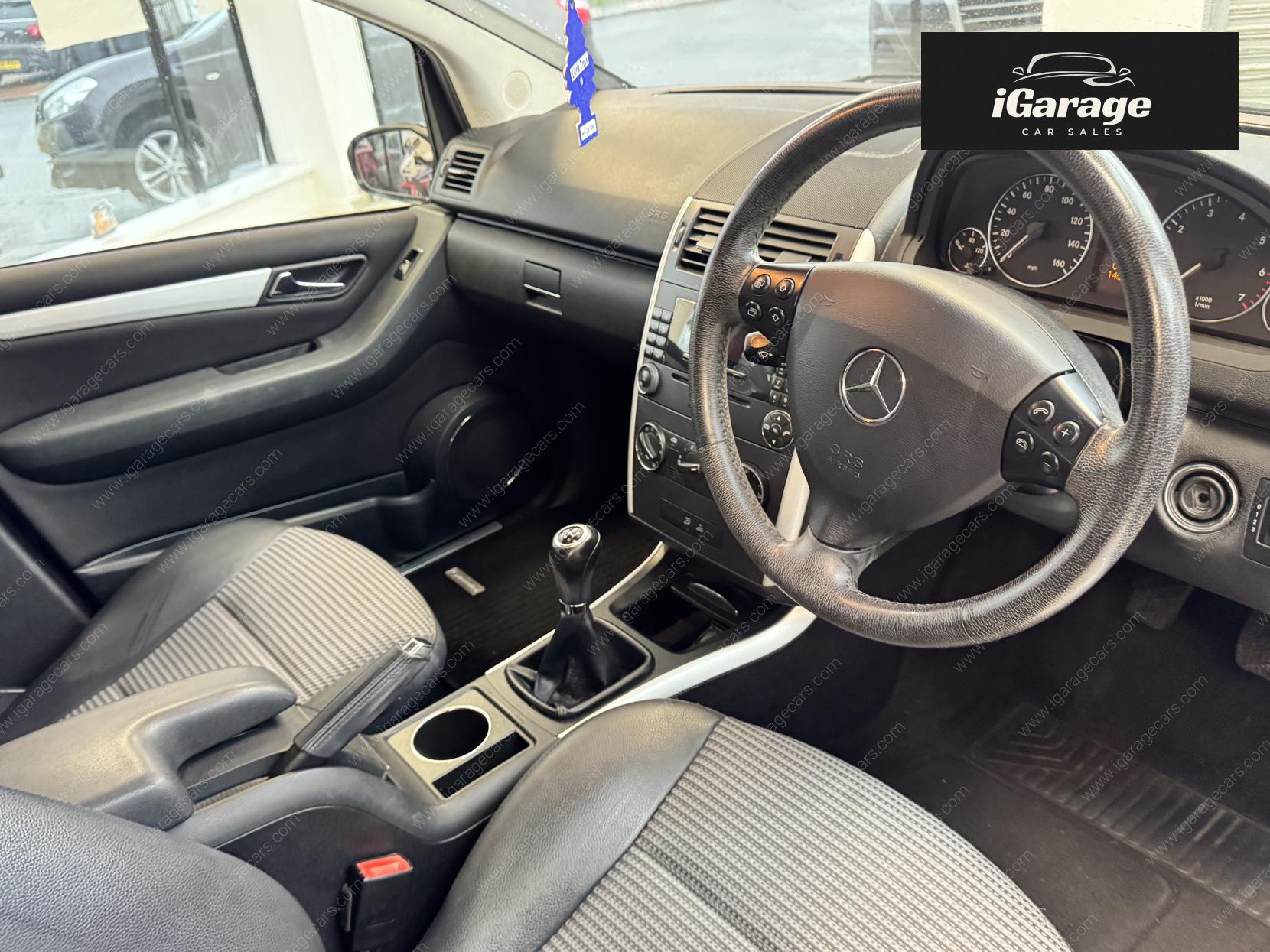 Mercedes-Benz A Class 1.7 A170 Avantgarde SE Hatchback 5dr Petrol Manual (157 g/km, 116 bhp)