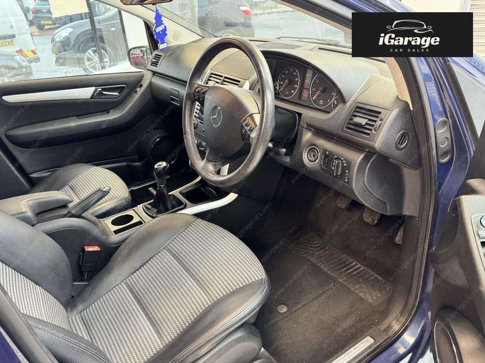 Mercedes-Benz A Class 1.7 A170 Avantgarde SE Hatchback 5dr Petrol Manual (157 g/km, 116 bhp)