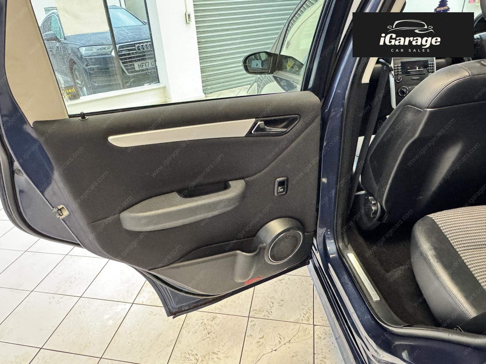 Mercedes-Benz A Class 1.7 A170 Avantgarde SE Hatchback 5dr Petrol Manual (157 g/km, 116 bhp)