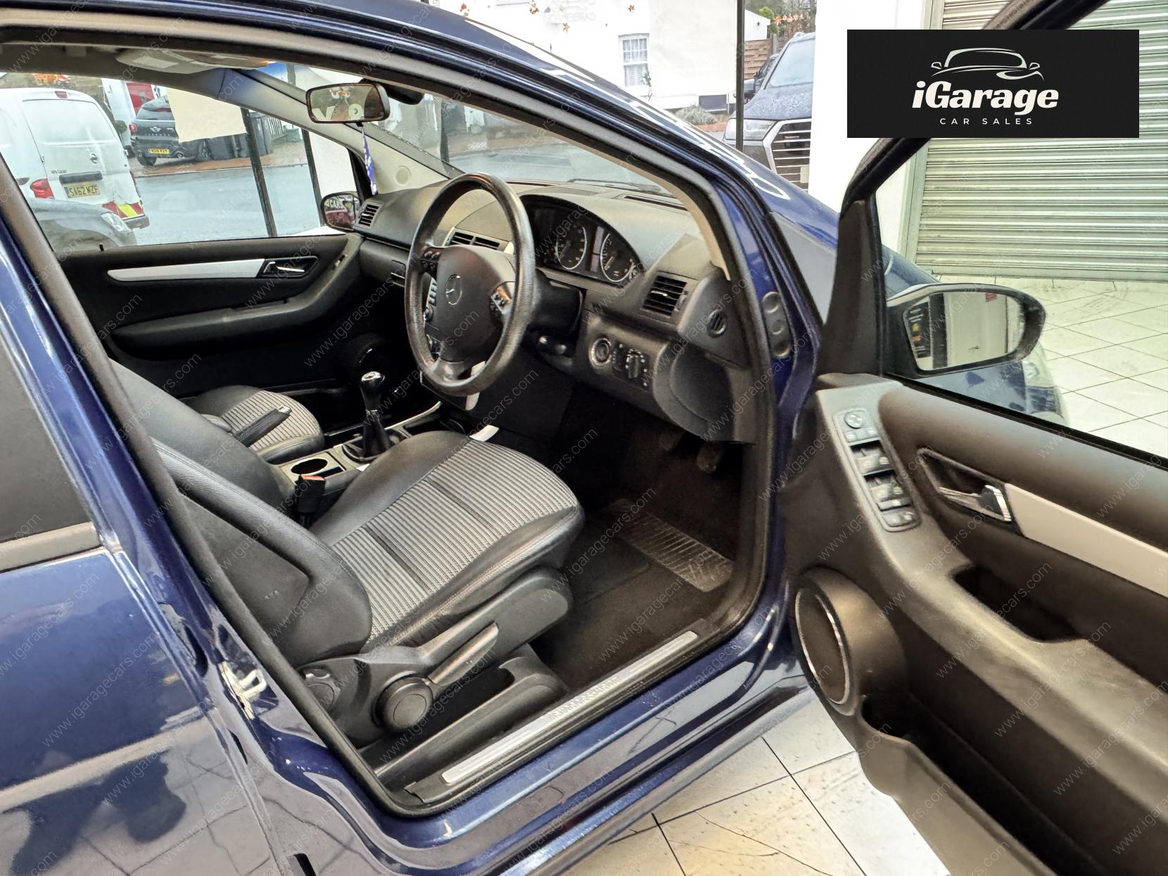 Mercedes-Benz A Class 1.7 A170 Avantgarde SE Hatchback 5dr Petrol Manual (157 g/km, 116 bhp)