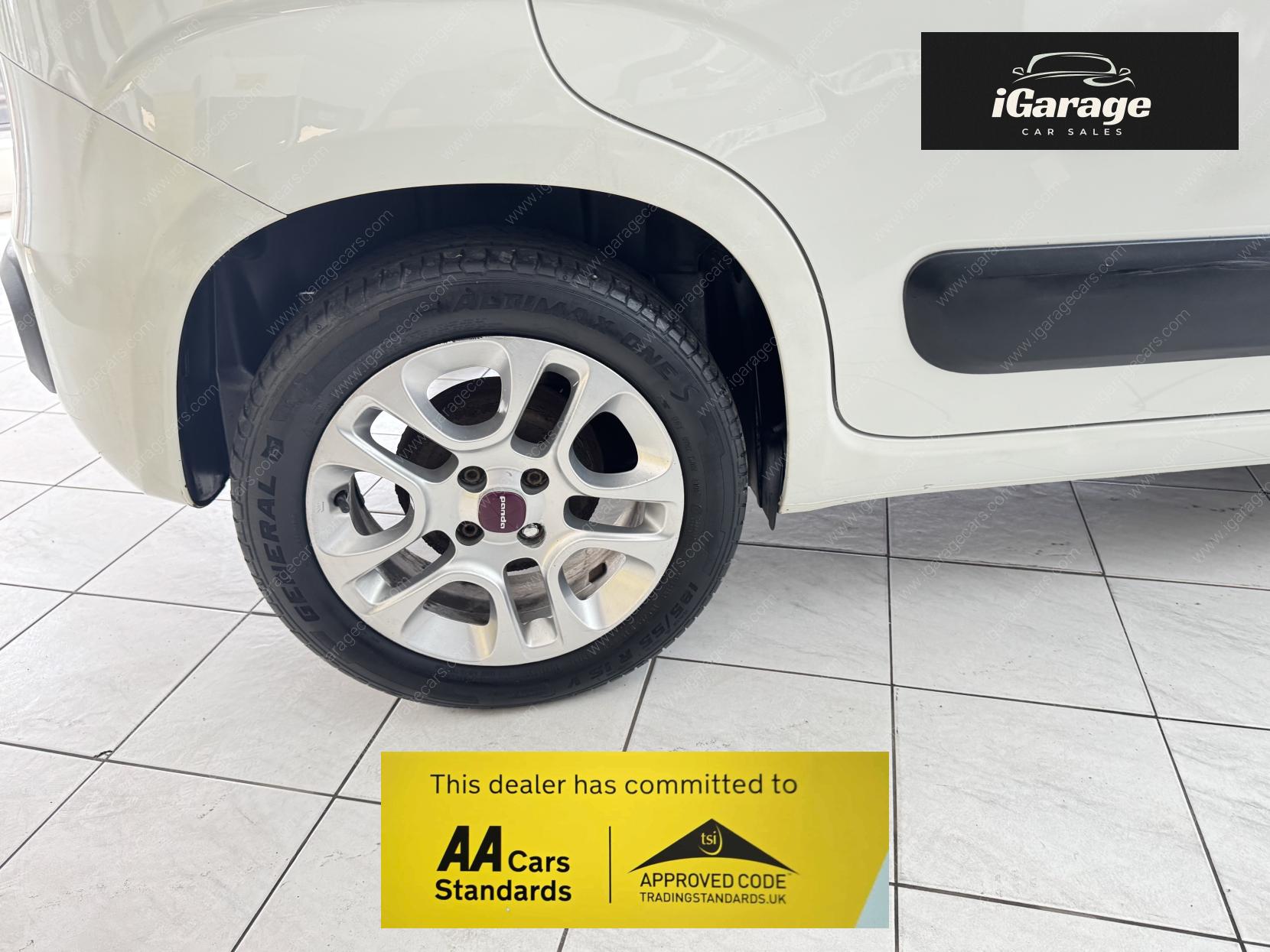 Fiat Panda 1.2 Lounge Hatchback 5dr Petrol Manual Euro 6 (69 bhp)