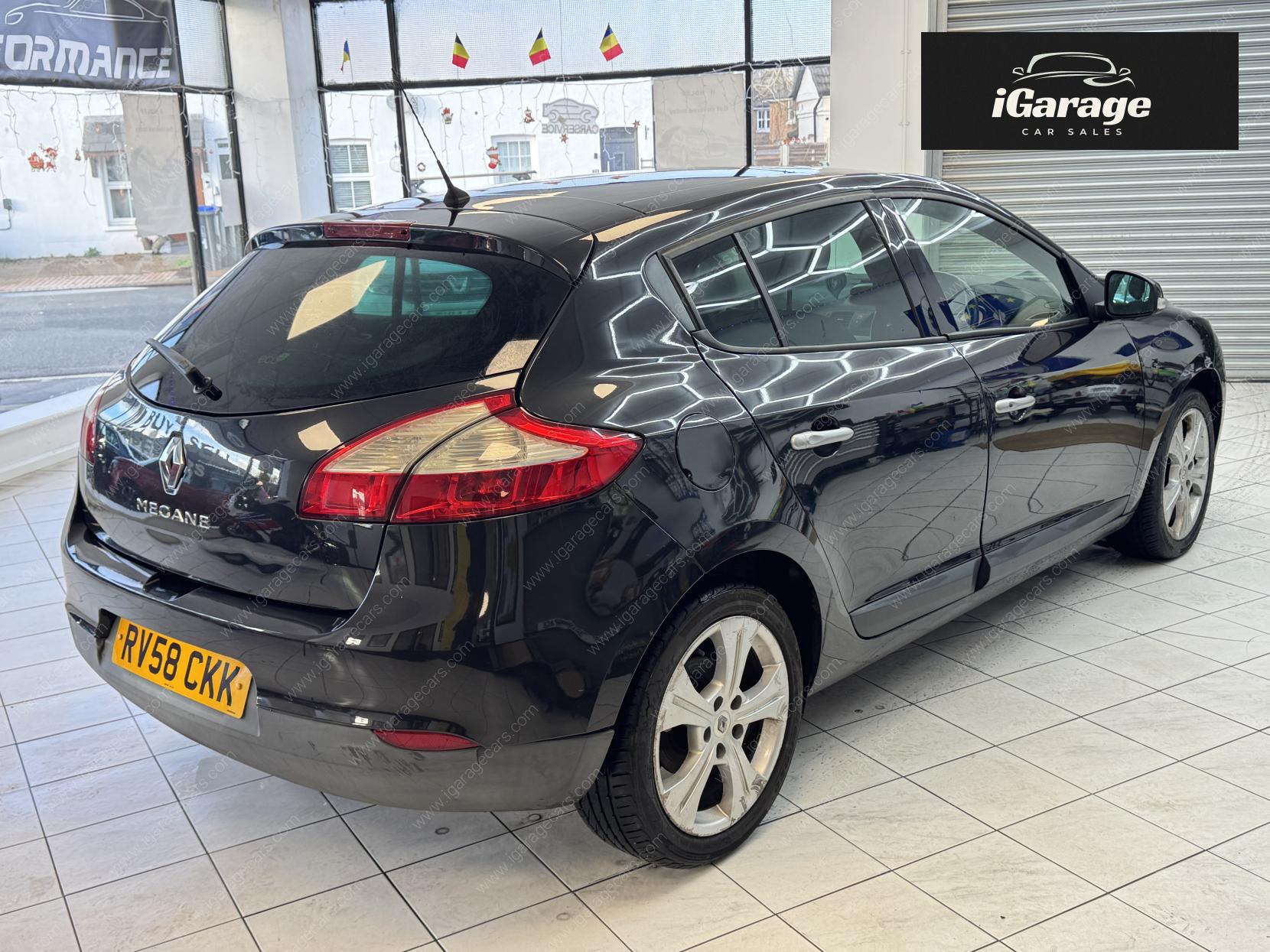 Renault Megane 1.5 dCi Dynamique Hatchback 5dr Diesel Manual Euro 4 (106 ps)