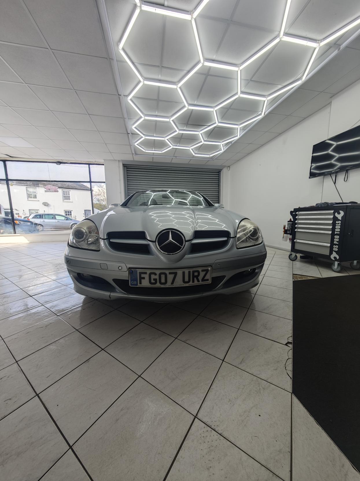 Mercedes-Benz SLK 1.8 SLK200 Kompressor Convertible 2dr Petrol Automatic (211 g/km, 163 bhp)