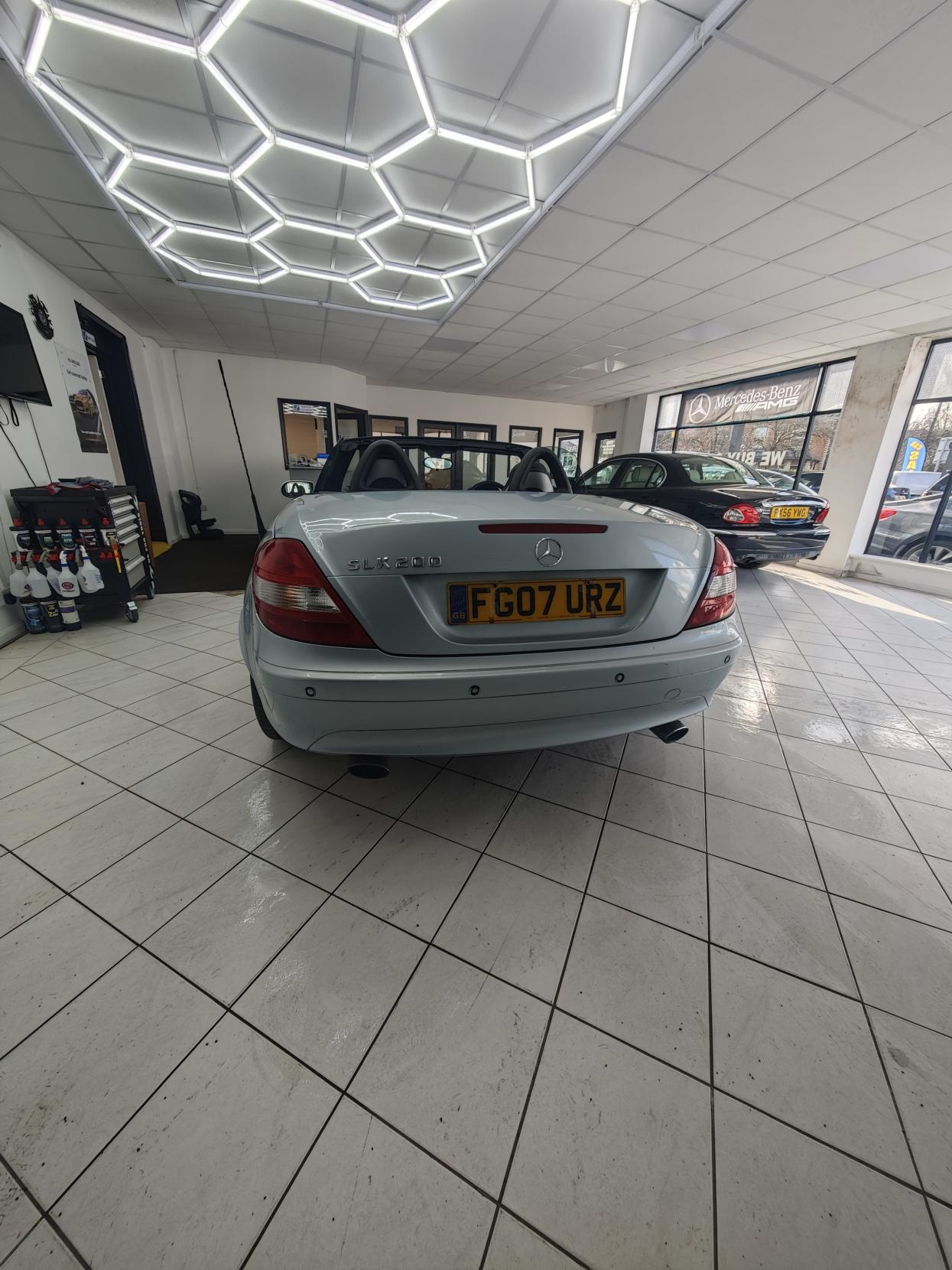 Mercedes-Benz SLK 1.8 SLK200 Kompressor Convertible 2dr Petrol Automatic (211 g/km, 163 bhp)