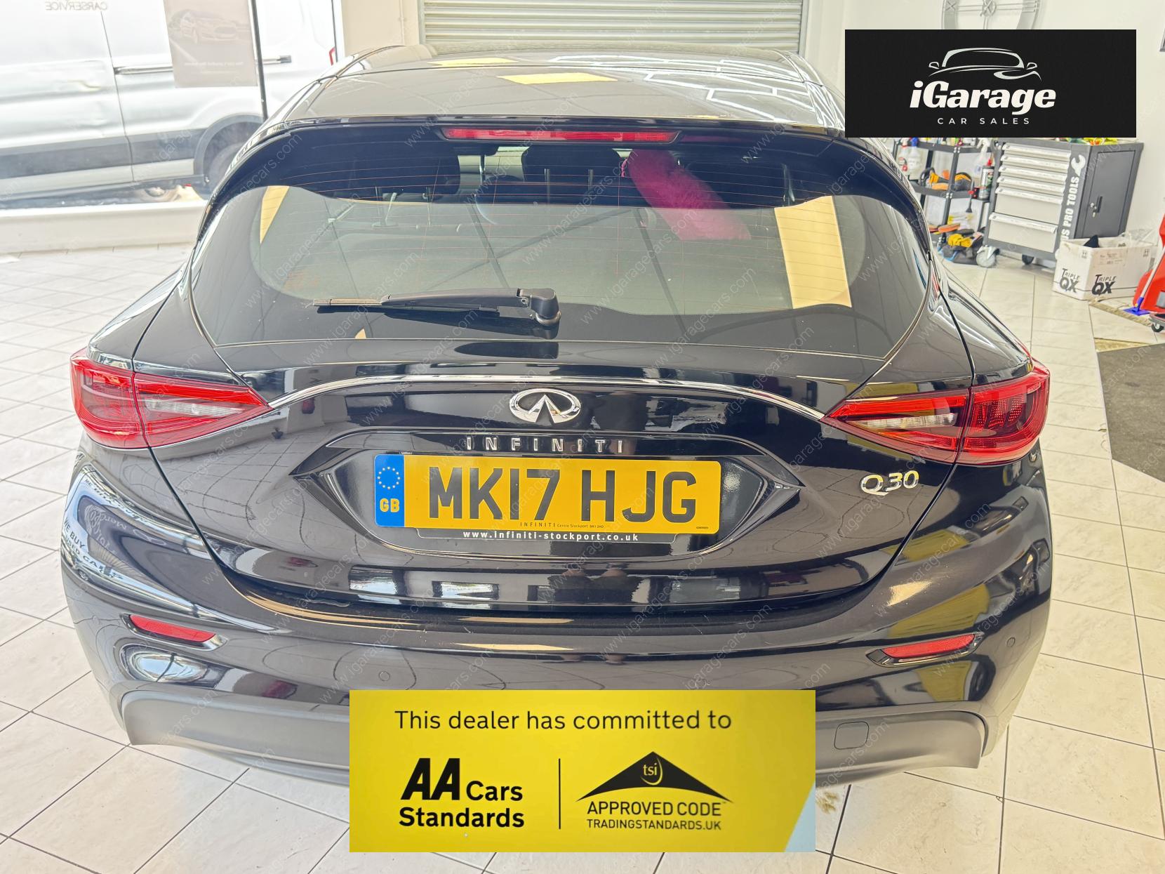 Infiniti Q30 1.5d SE Hatchback 5dr Diesel Manual Euro 6 (s/s) (109 ps)
