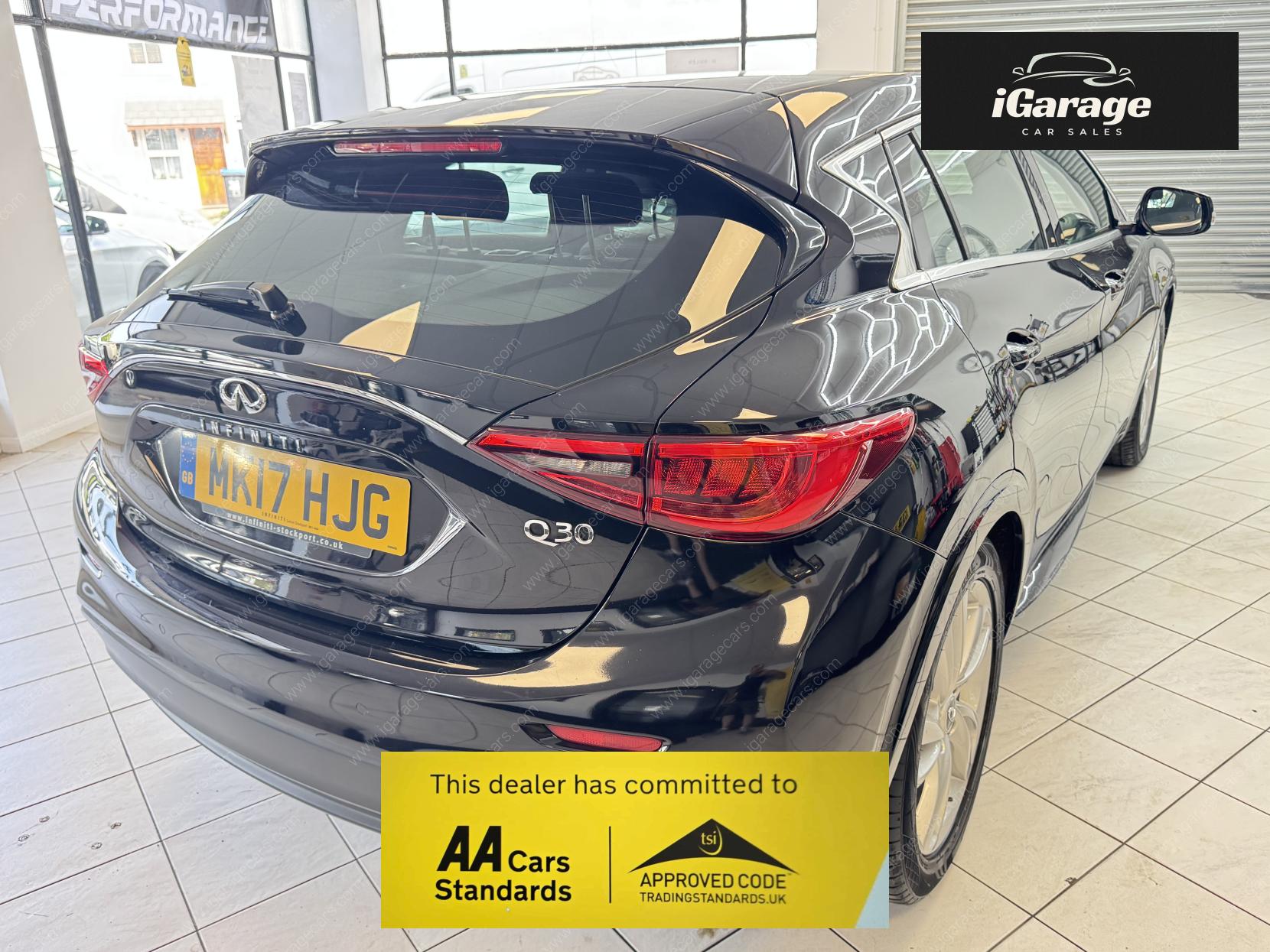 Infiniti Q30 1.5d SE Hatchback 5dr Diesel Manual Euro 6 (s/s) (109 ps)