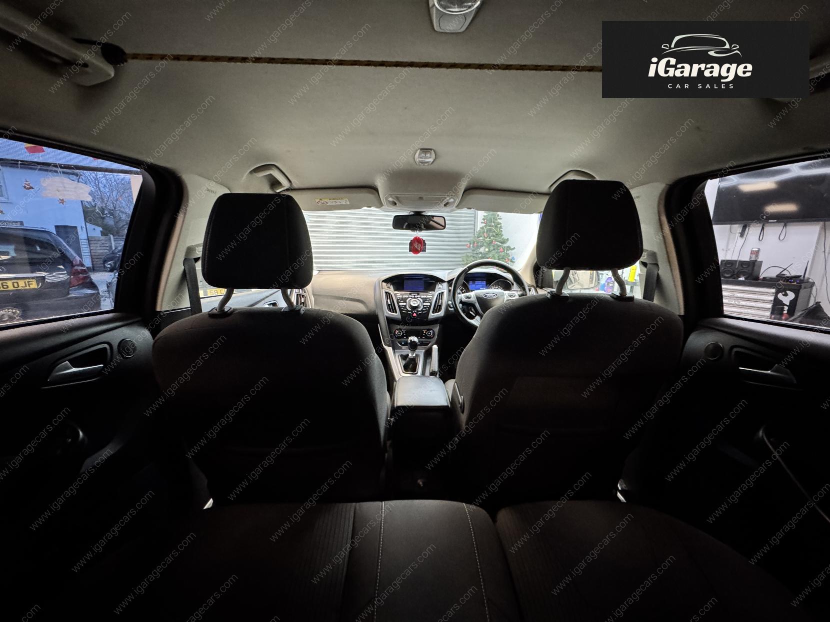 Ford Focus 1.0T EcoBoost Titanium Navigator Hatchback 5dr Petrol Manual Euro 5 (s/s) (125 ps)