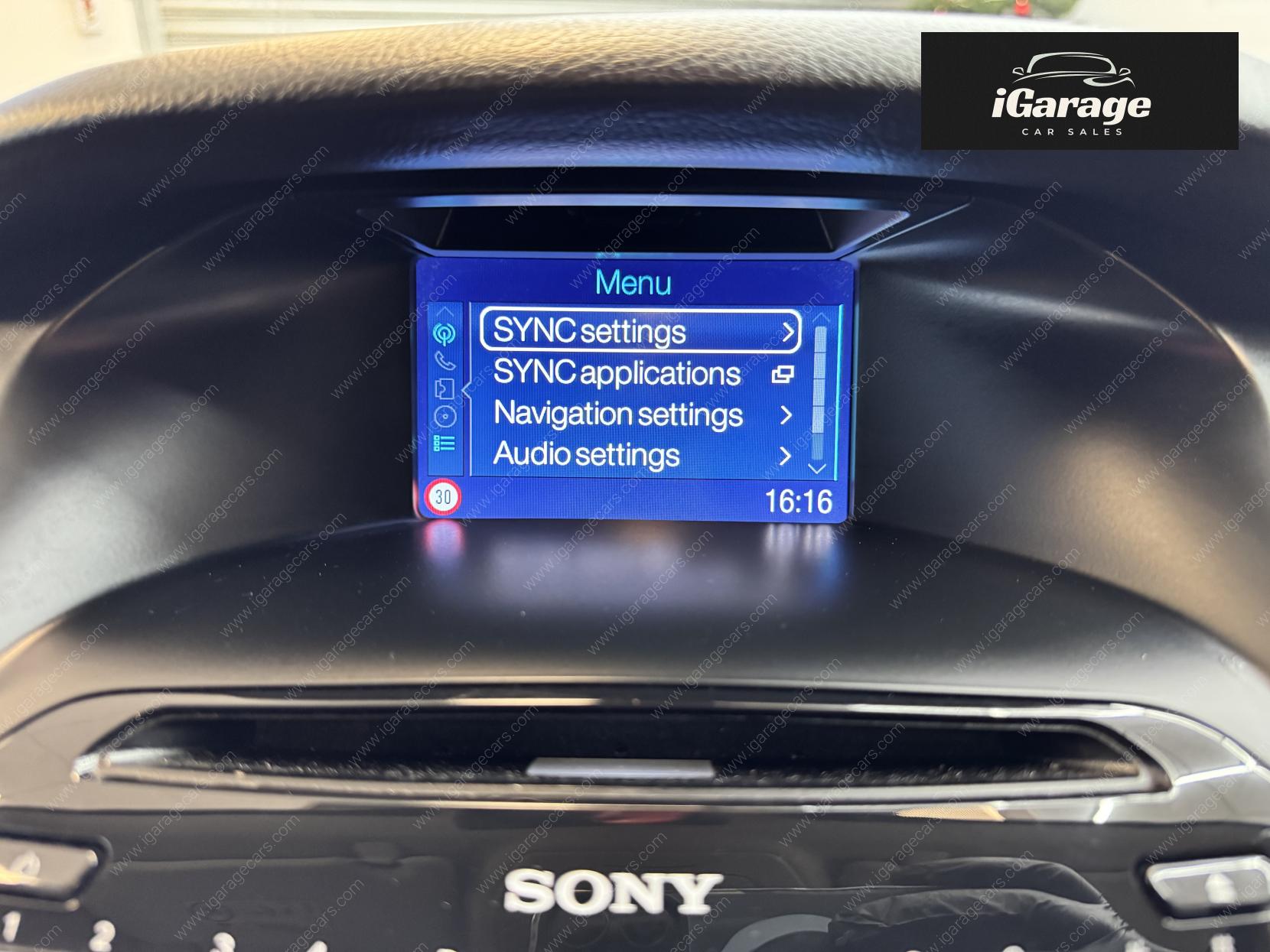 Ford Focus 1.0T EcoBoost Titanium Navigator Hatchback 5dr Petrol Manual Euro 5 (s/s) (125 ps)