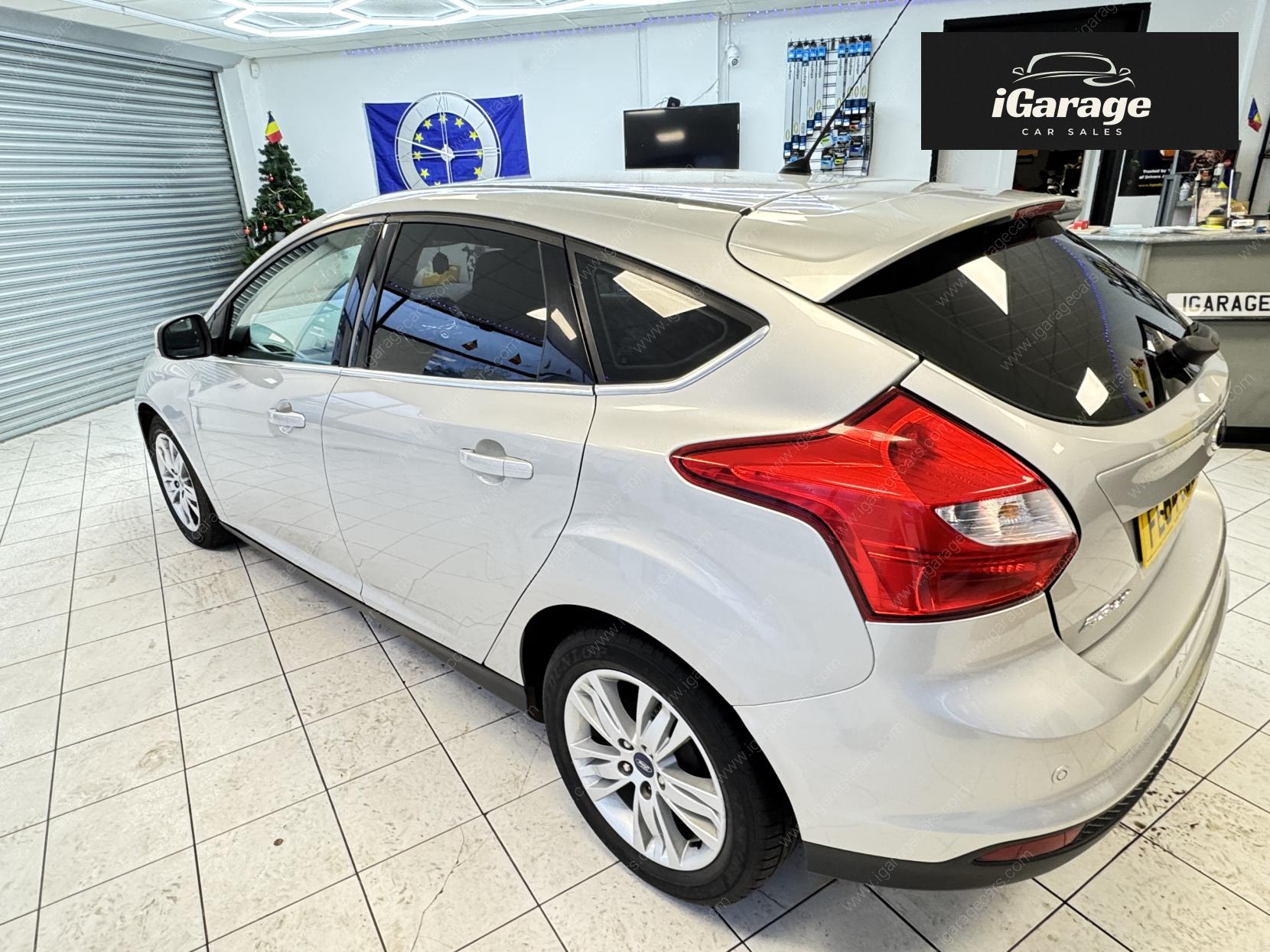 Ford Focus 1.0T EcoBoost Titanium Navigator Hatchback 5dr Petrol Manual Euro 5 (s/s) (125 ps)