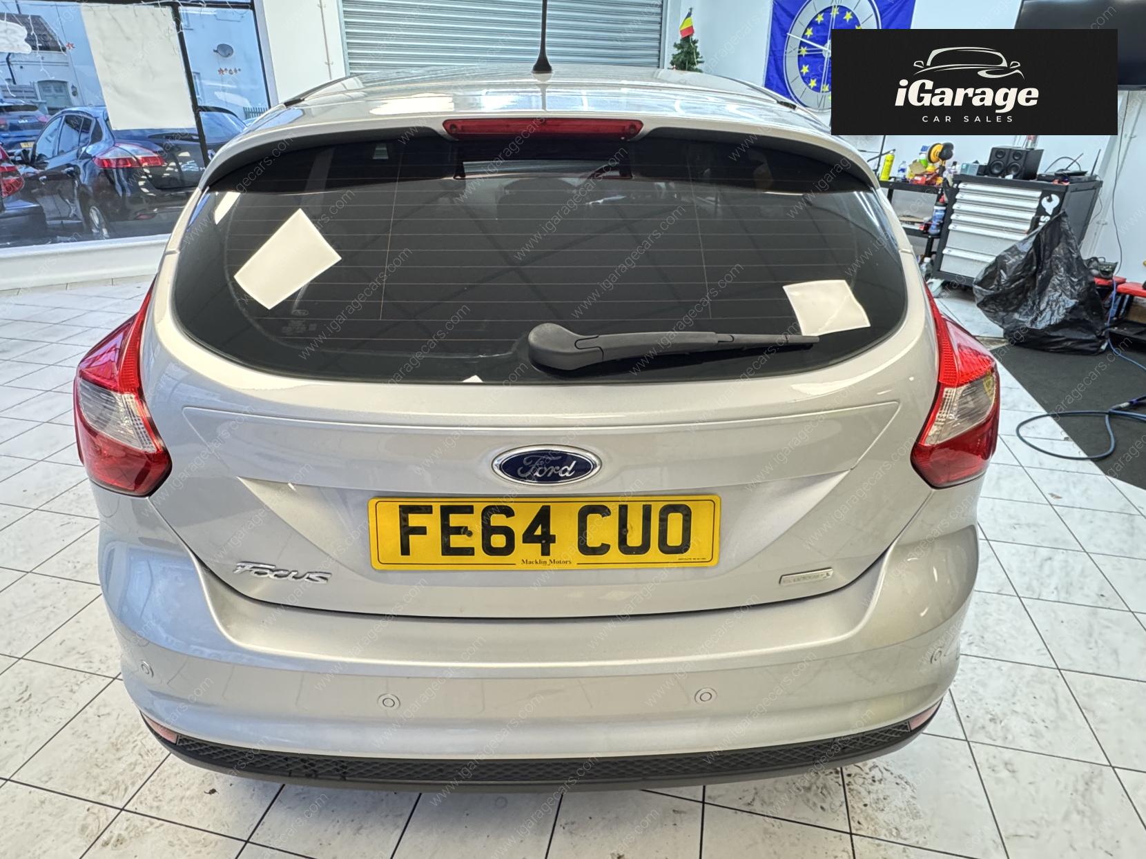 Ford Focus 1.0T EcoBoost Titanium Navigator Hatchback 5dr Petrol Manual Euro 5 (s/s) (125 ps)