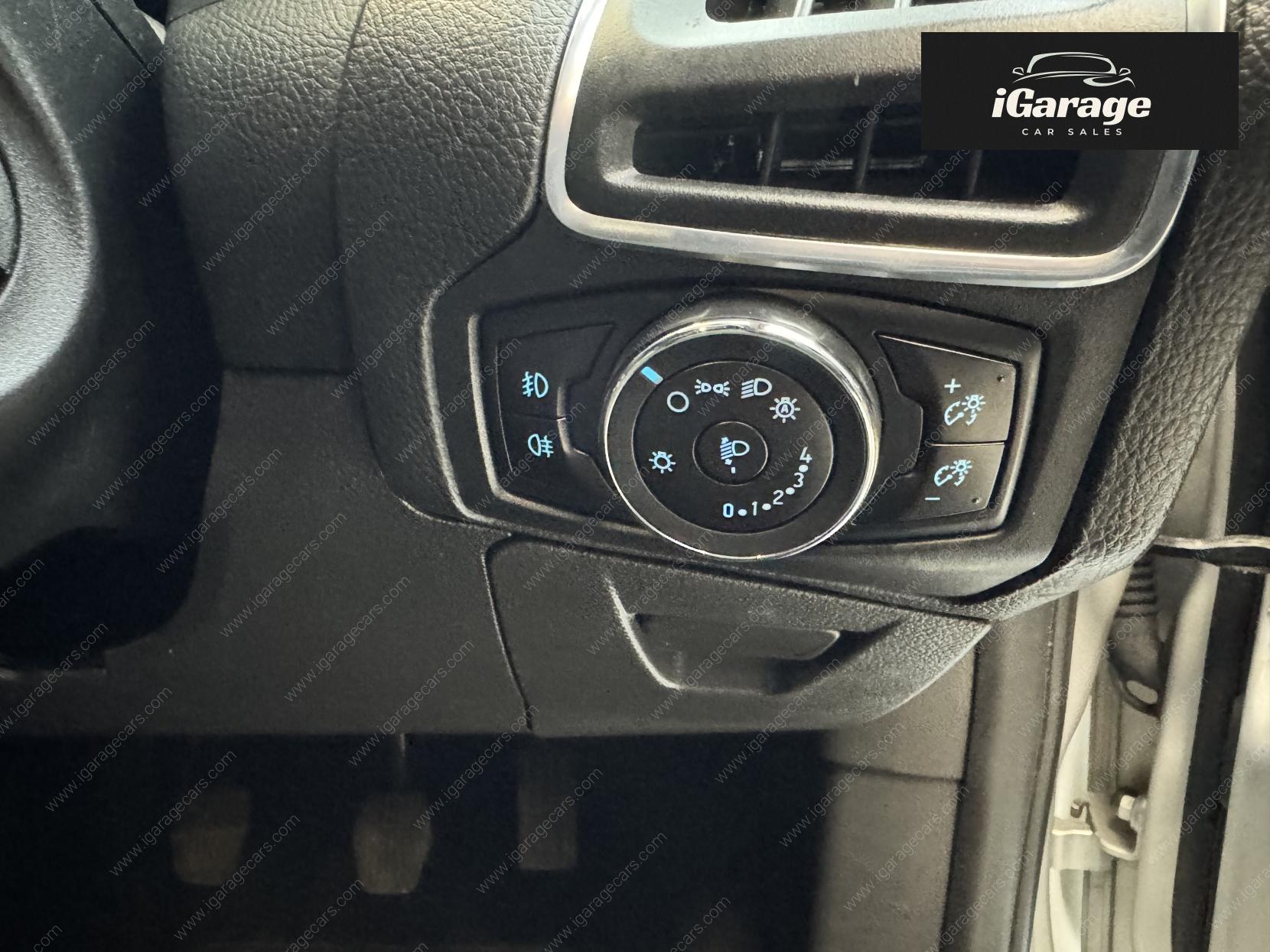 Ford Focus 1.0T EcoBoost Titanium Navigator Hatchback 5dr Petrol Manual Euro 5 (s/s) (125 ps)