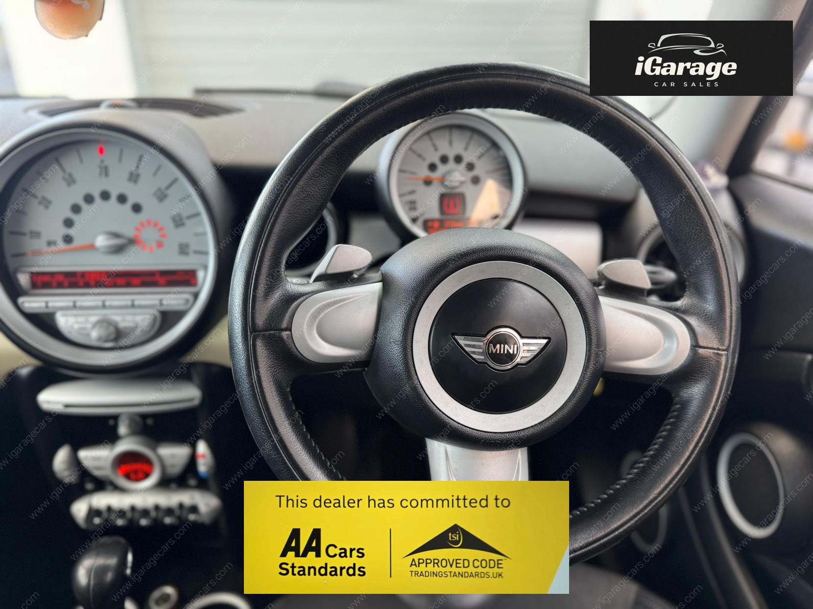 MINI Hatch 1.6 Cooper Hatchback 3dr Petrol Steptronic Euro 4 (120 ps)