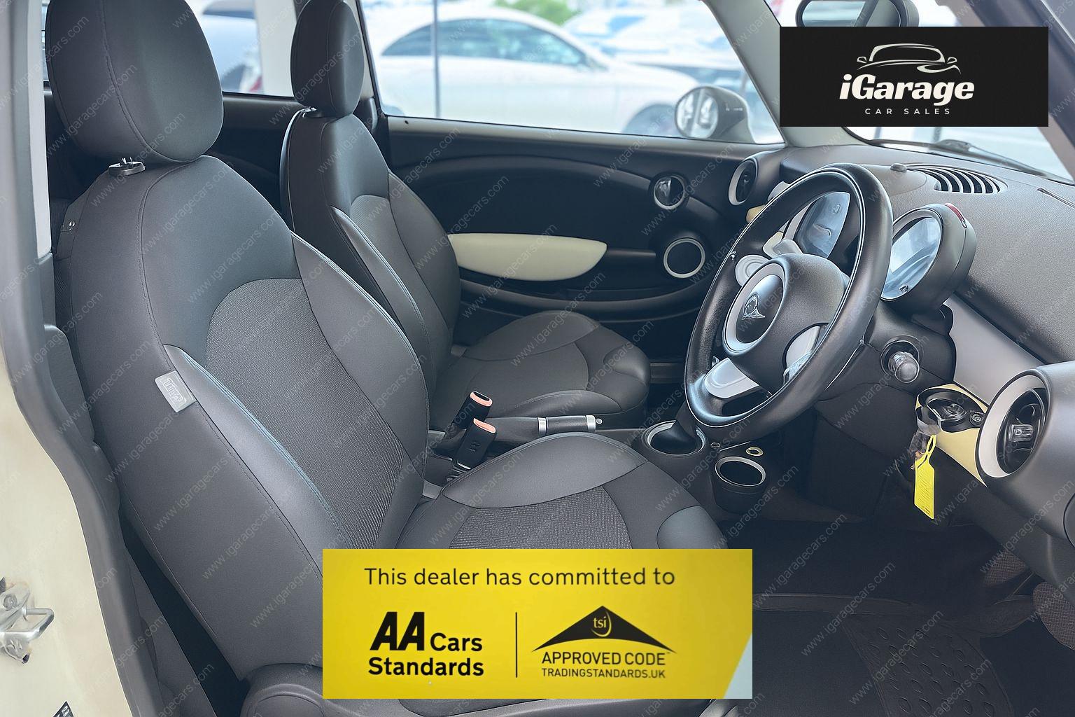 MINI Hatch 1.6 Cooper Hatchback 3dr Petrol Steptronic Euro 4 (120 ps)