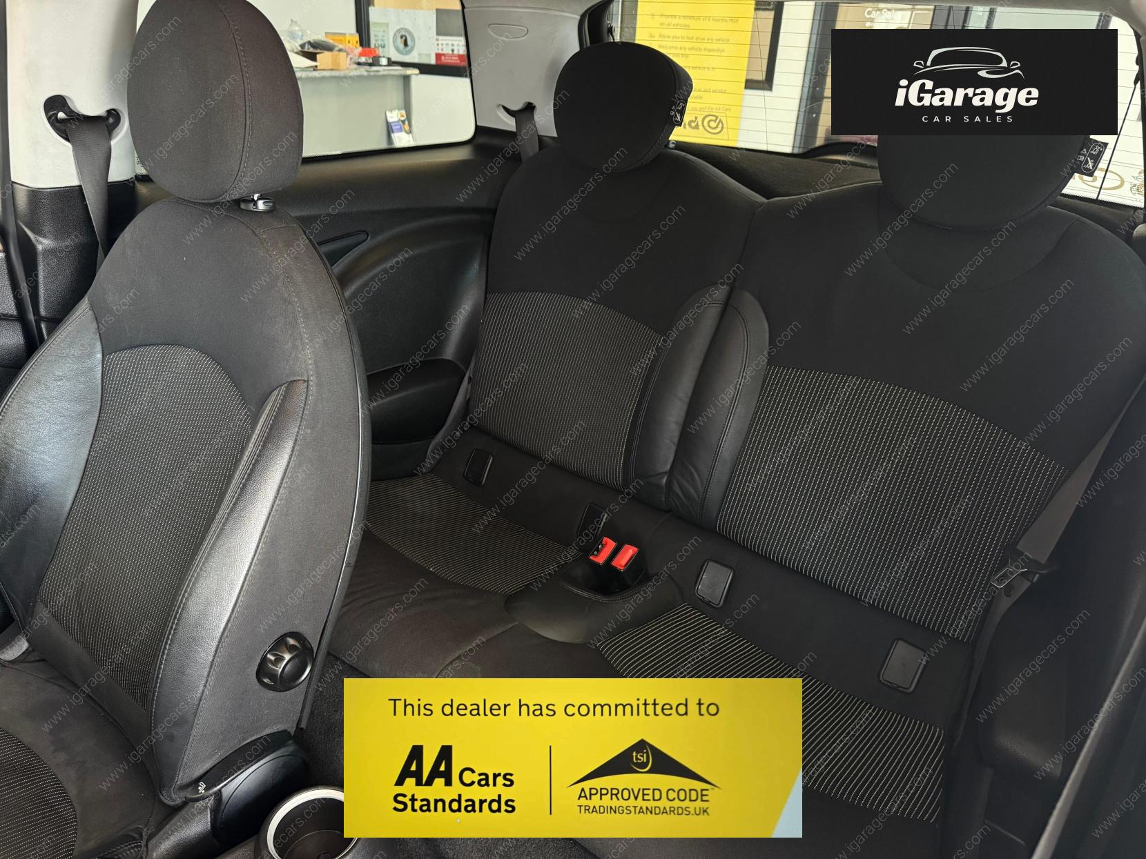 MINI Hatch 1.6 Cooper Hatchback 3dr Petrol Steptronic Euro 4 (120 ps)