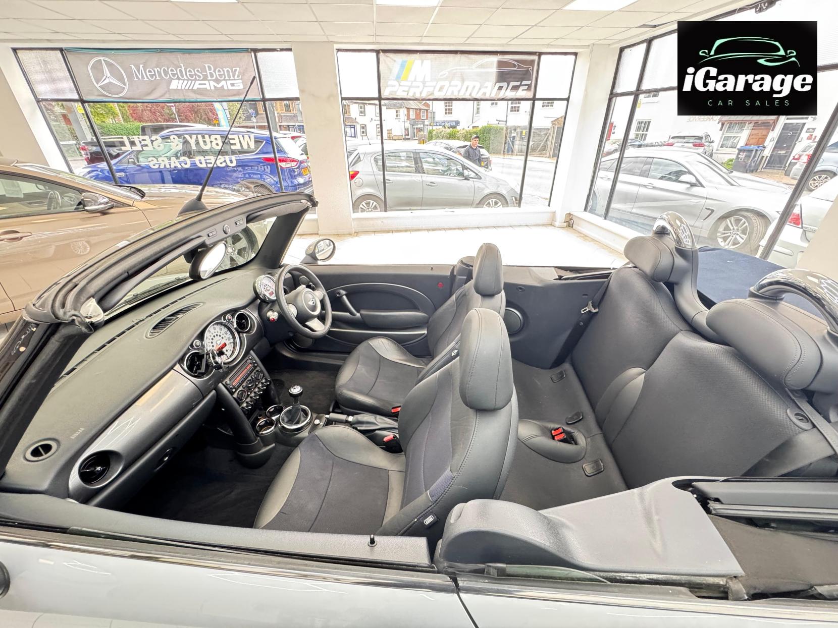 MINI Convertible 1.6 Cooper Convertible 2dr Petrol Manual Euro 3 (115 ps)