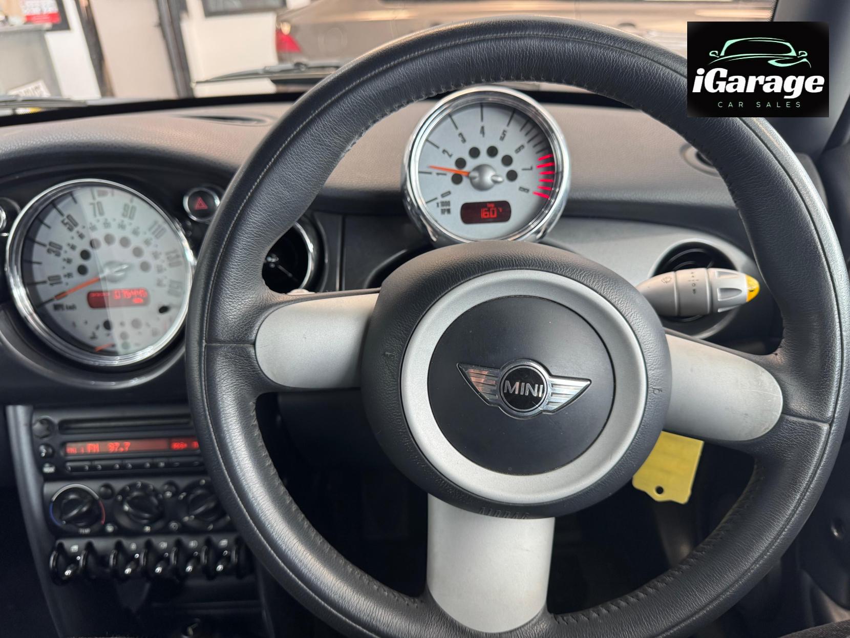 MINI Convertible 1.6 Cooper Convertible 2dr Petrol Manual Euro 3 (115 ps)