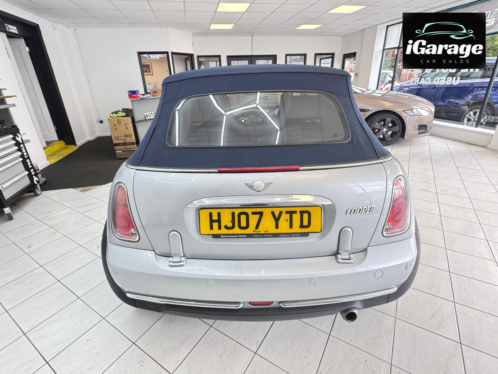 MINI Convertible 1.6 Cooper Convertible 2dr Petrol Manual Euro 3 (115 ps)