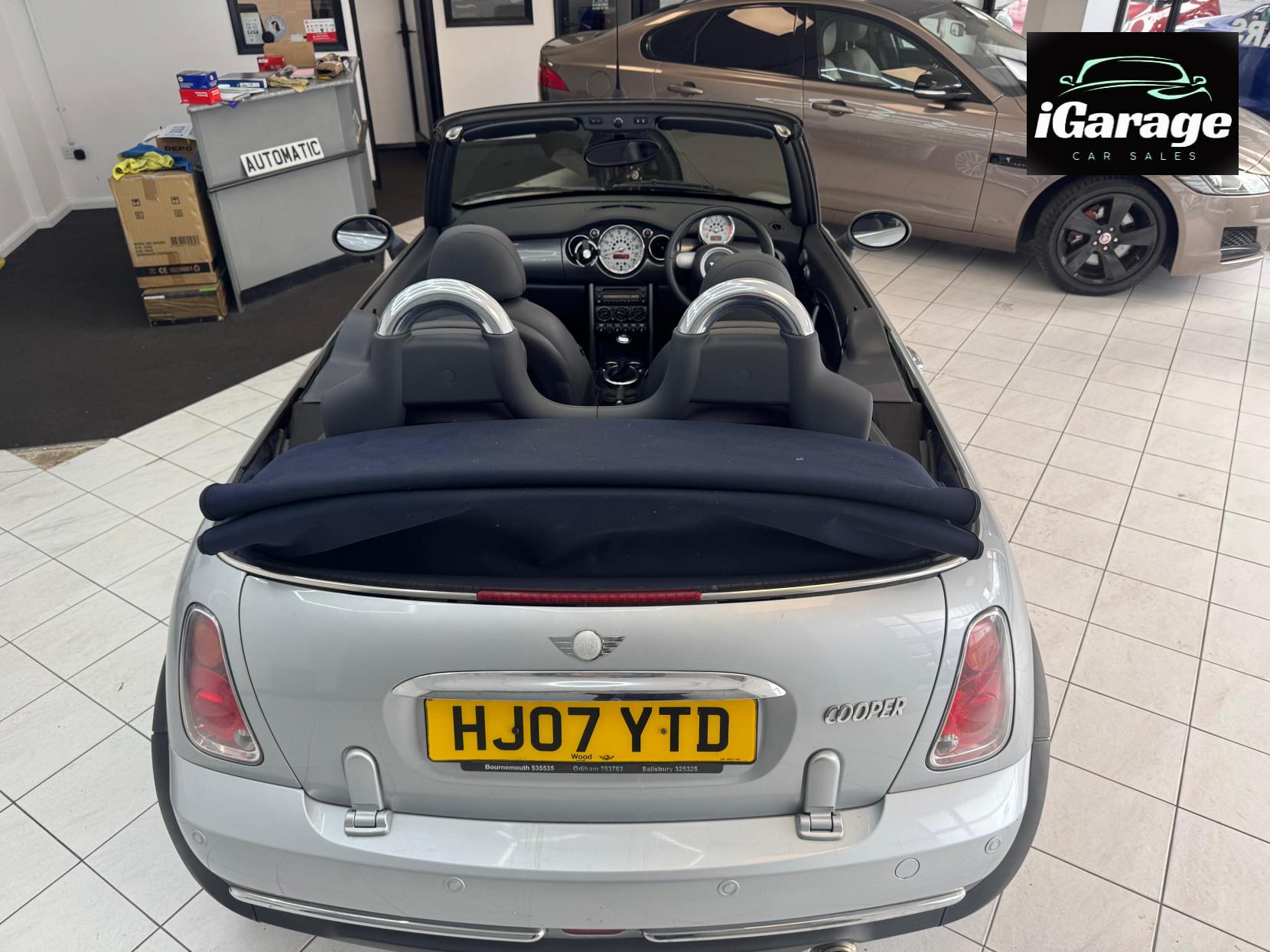 MINI Convertible 1.6 Cooper Convertible 2dr Petrol Manual Euro 3 (115 ps)