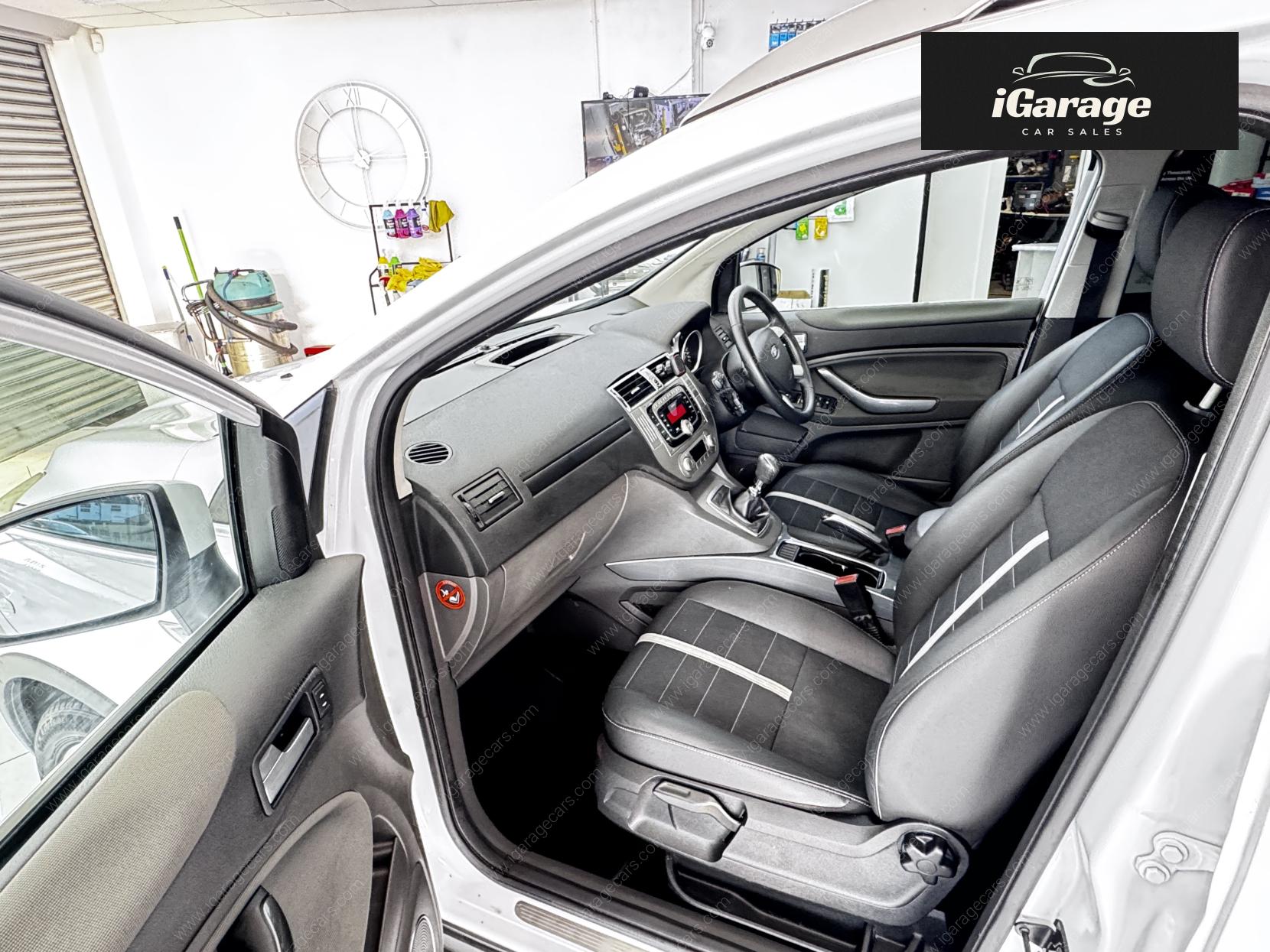 Ford Kuga 2.0 TDCi Titanium SUV 5dr Diesel Manual 2WD Euro 5 (140 ps)