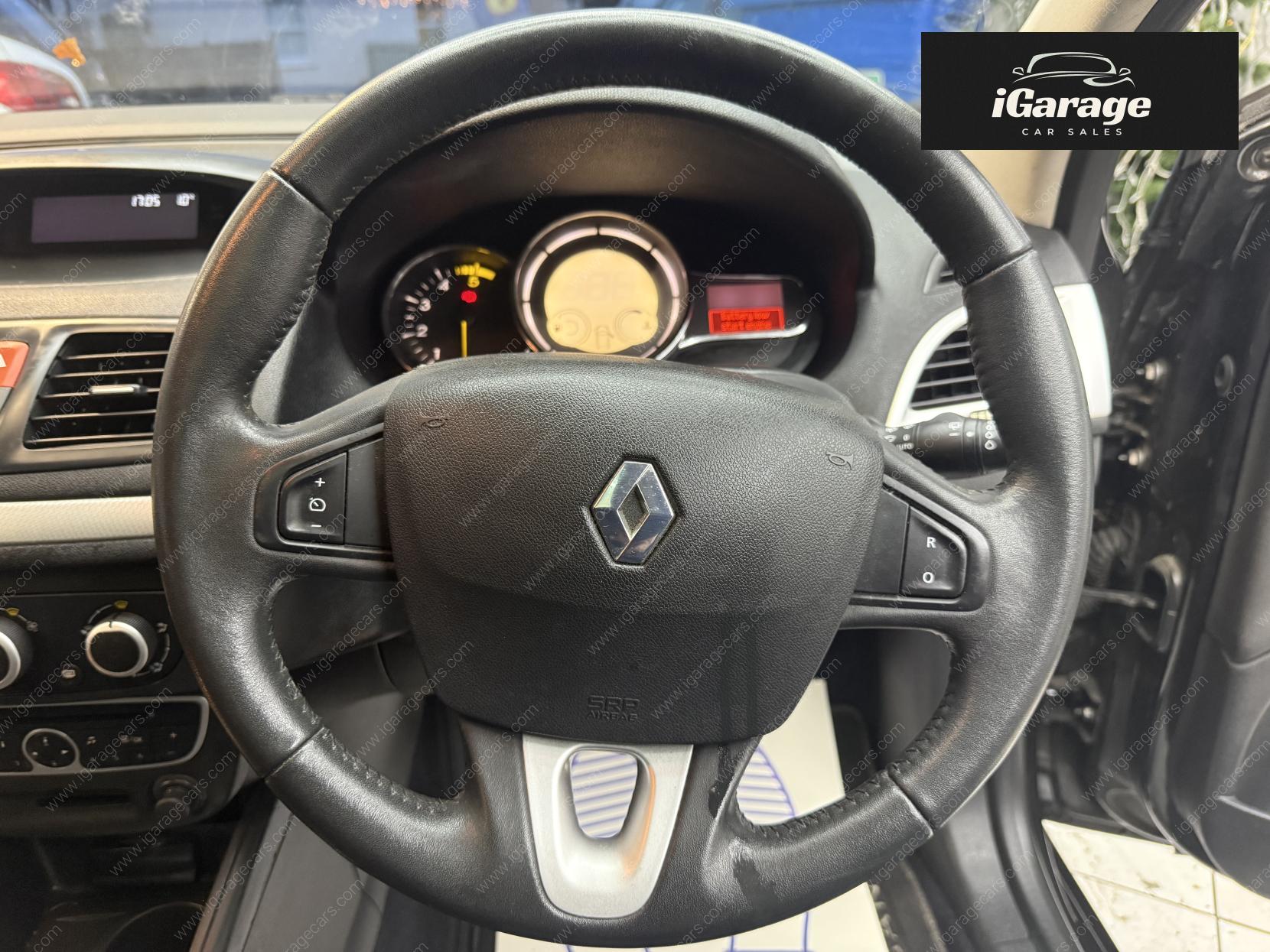 Renault Megane 1.5 dCi Dynamique Hatchback 5dr Diesel Manual Euro 4 (106 ps)