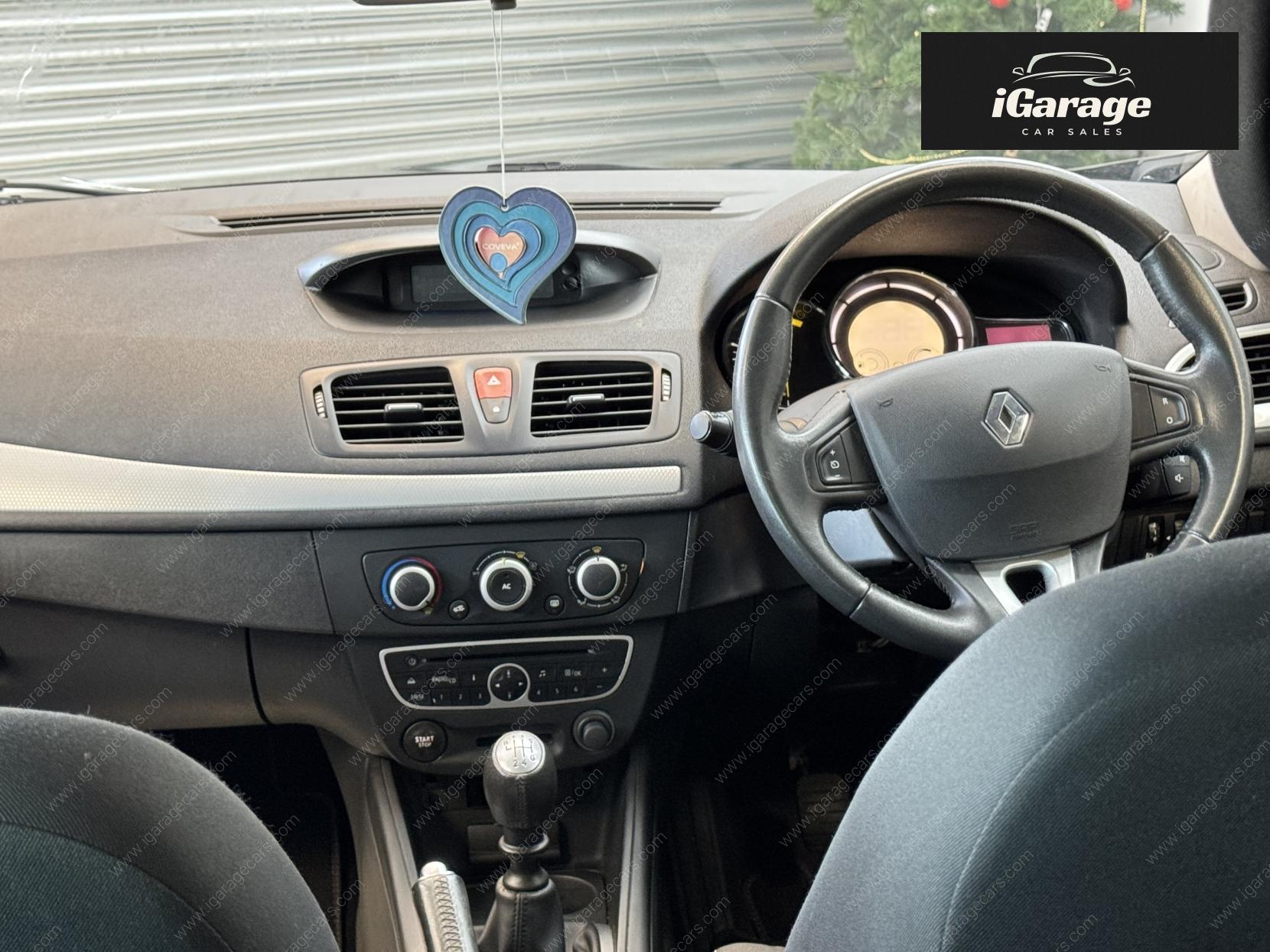 Renault Megane 1.5 dCi Dynamique Hatchback 5dr Diesel Manual Euro 4 (106 ps)