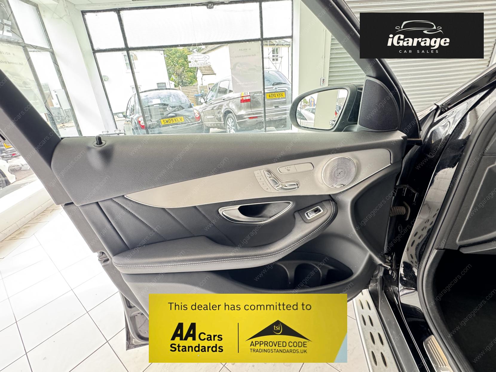 Mercedes-Benz GLC 3.0 GLC350d V6 AMG Line (Premium Plus) SUV 5dr Diesel G-Tronic 4MATIC Euro 6 (s/s) (258 ps)