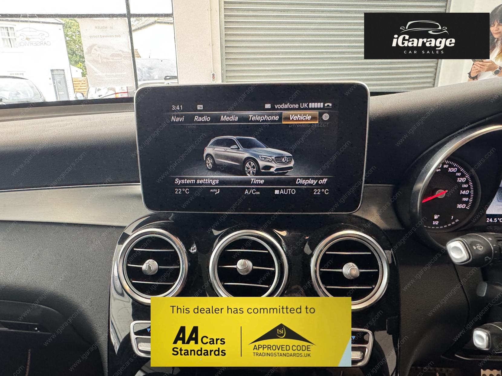 Mercedes-Benz GLC 3.0 GLC350d V6 AMG Line (Premium Plus) SUV 5dr Diesel G-Tronic 4MATIC Euro 6 (s/s) (258 ps)
