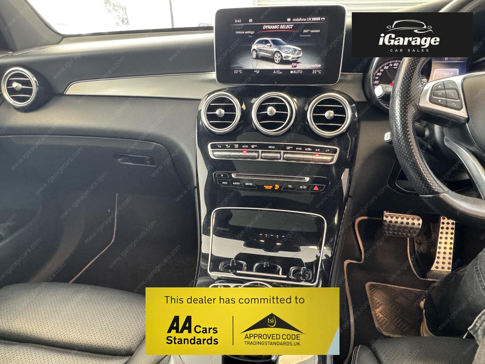 Mercedes-Benz GLC 3.0 GLC350d V6 AMG Line (Premium Plus) SUV 5dr Diesel G-Tronic 4MATIC Euro 6 (s/s) (258 ps)