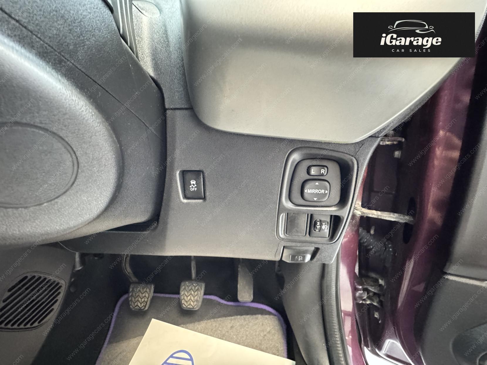 Peugeot 108 1.2 VTi PureTech Allure Hatchback 3dr Petrol Manual Euro 5 (82 ps)