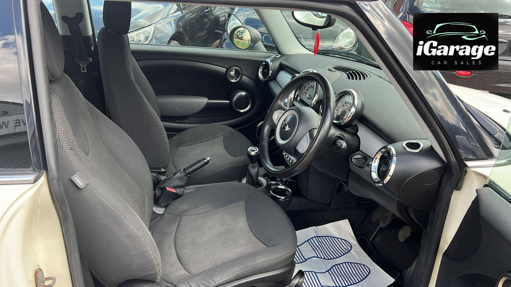 MINI Hatch 1.4 One Hatchback 3dr Petrol Manual Euro 4 (95 ps)