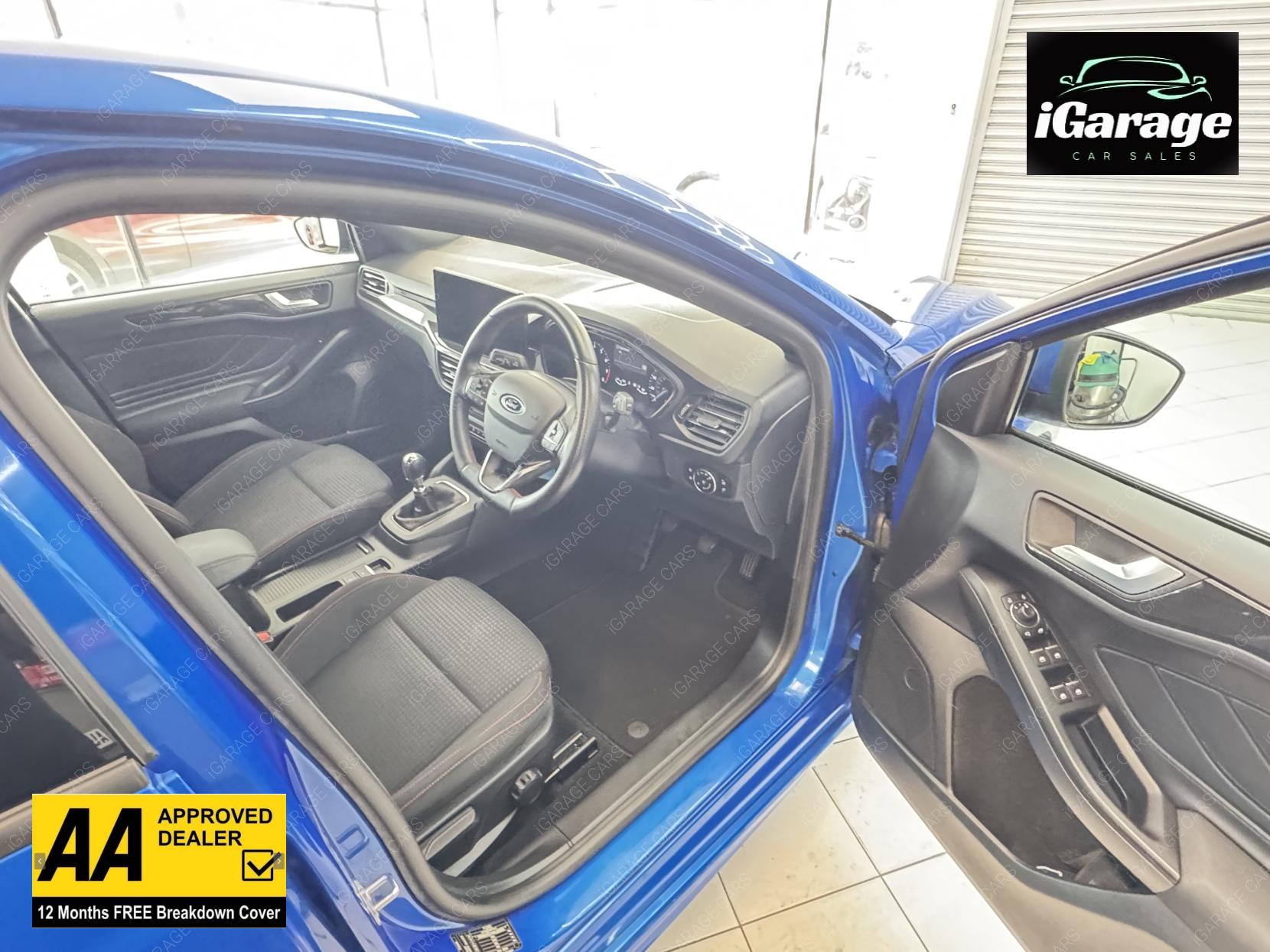 Ford Focus 1.0T EcoBoost ST-Line Hatchback 5dr Petrol Manual Euro 6 (s/s) (125 ps)