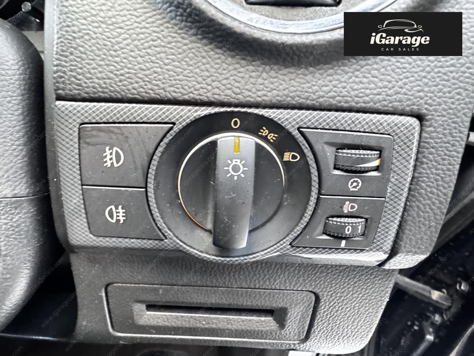 Vauxhall Antara 2.2 CDTi Exclusiv SUV 5dr Diesel Manual 4WD Euro 5 (s/s) (163 ps)