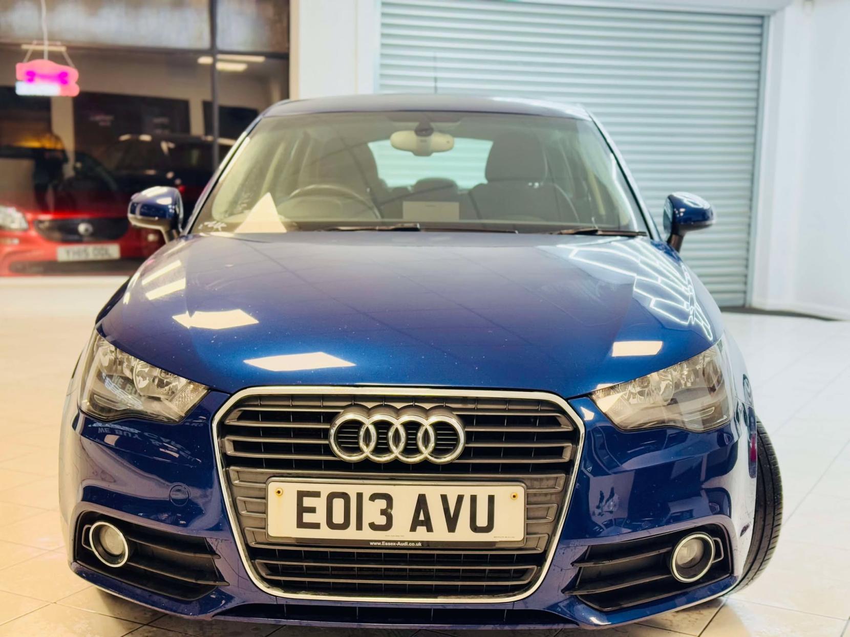 Audi A1 1.6 TDI Sport Sportback 5dr Diesel Manual Euro 5 (s/s) (105 ps)