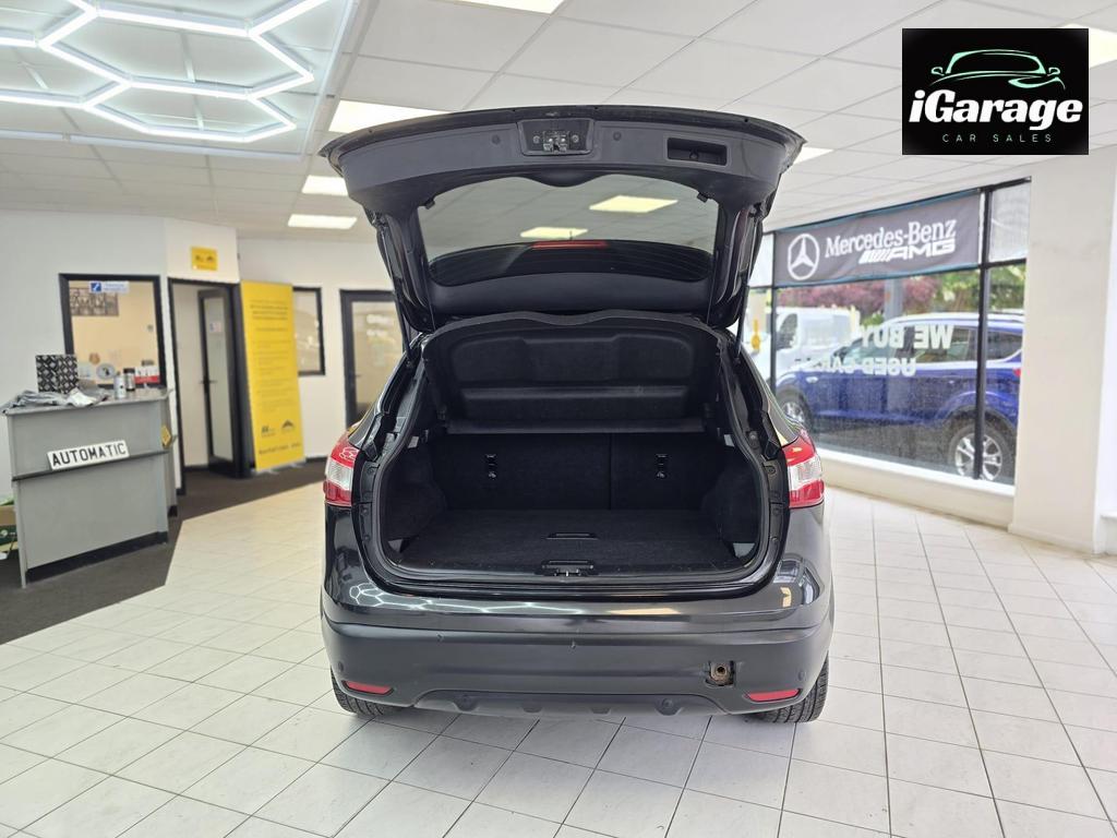 Nissan Qashqai 1.5 dCi Tekna SUV 5dr Diesel Manual 2WD Euro 6 (s/s) (110 ps)