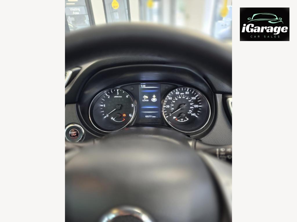 Nissan Qashqai 1.5 dCi Tekna SUV 5dr Diesel Manual 2WD Euro 6 (s/s) (110 ps)