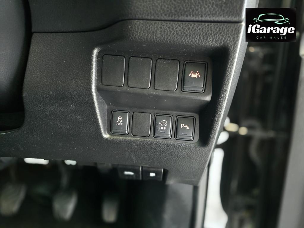 Nissan Qashqai 1.5 dCi Tekna SUV 5dr Diesel Manual 2WD Euro 6 (s/s) (110 ps)