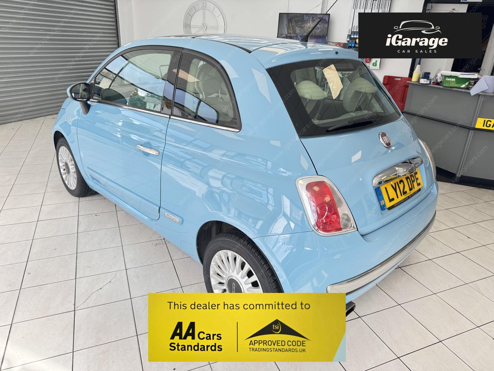 Fiat 500 1.2 Lounge Hatchback 3dr Petrol Dualogic Euro 4 (69 bhp)