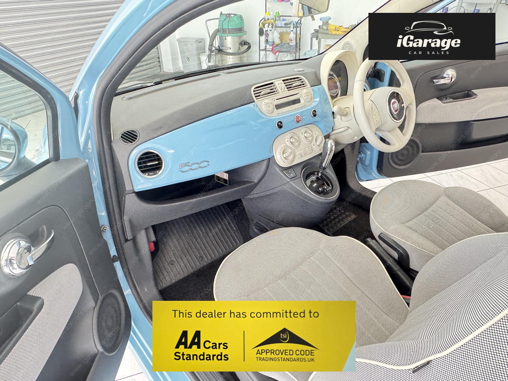 Fiat 500 1.2 Lounge Hatchback 3dr Petrol Dualogic Euro 4 (69 bhp)