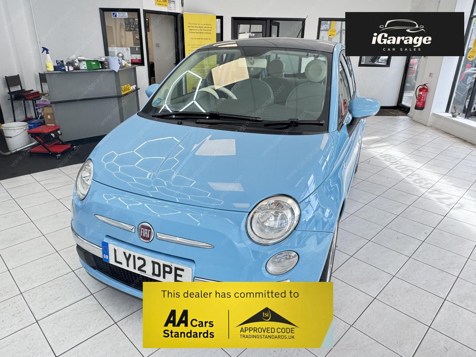 Fiat 500 1.2 Lounge Hatchback 3dr Petrol Dualogic Euro 4 (69 bhp)