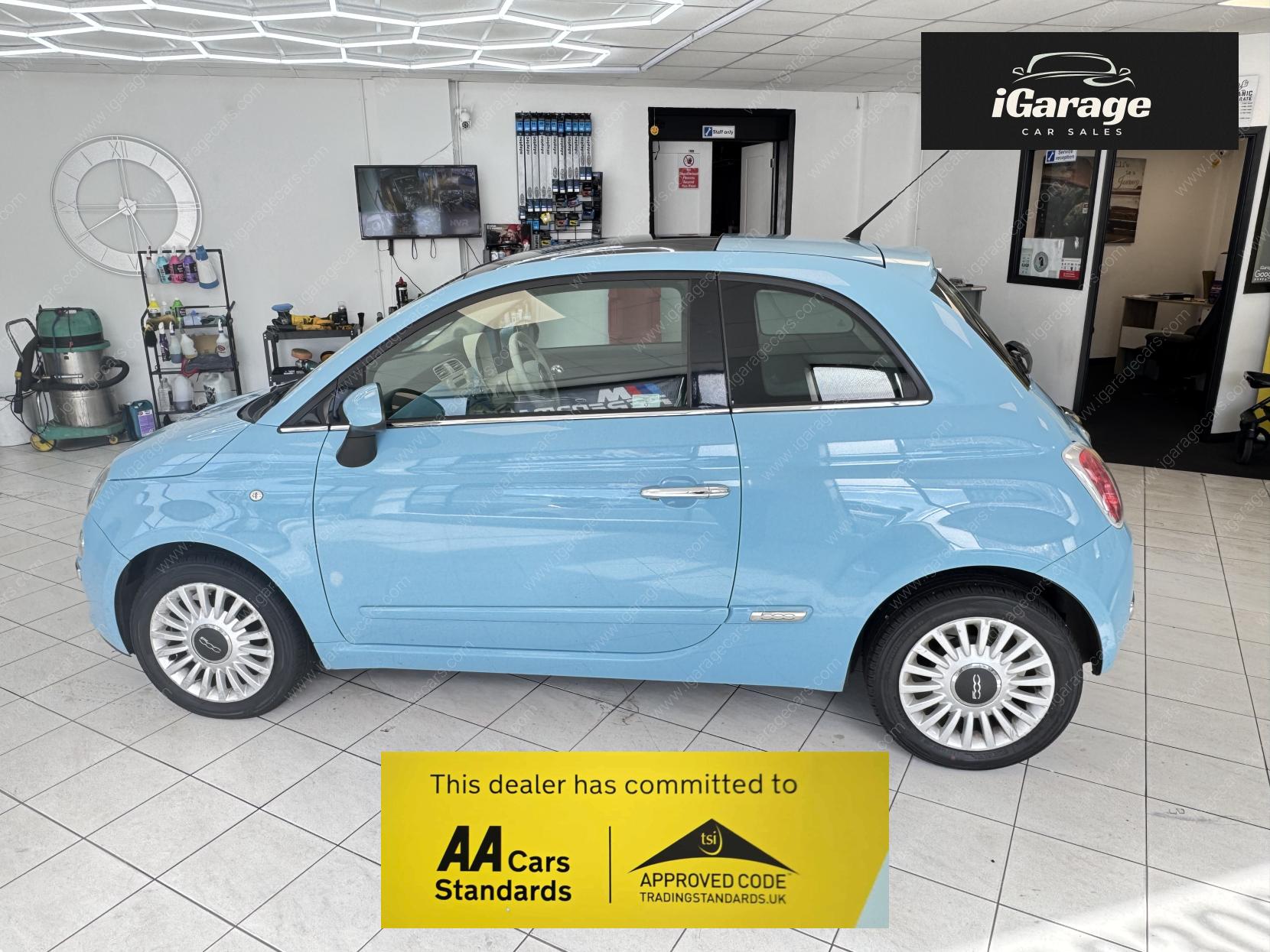 Fiat 500 1.2 Lounge Hatchback 3dr Petrol Dualogic Euro 4 (69 bhp)