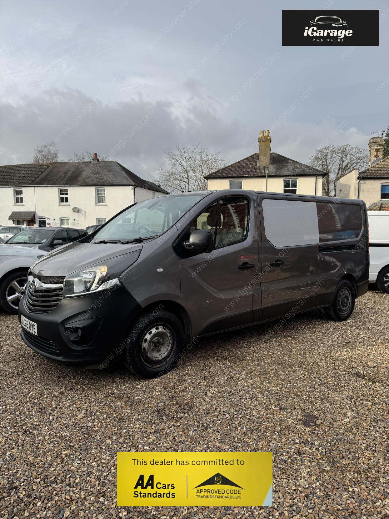 Vauxhall Vivaro 1.6 CDTi 2900 BiTurbo ecoFLEX Crew Van Double Cab 5dr Diesel Manual L2 H1 Euro 5 (s/s) (6 Seat) (120 ps)