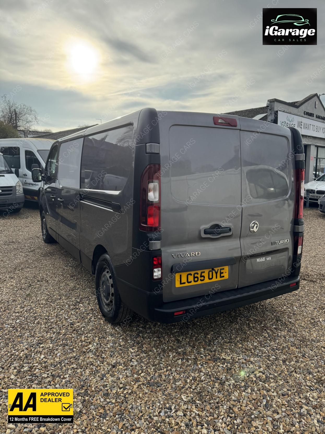 Vauxhall Vivaro 1.6 Combi Van (2014 - 2019)