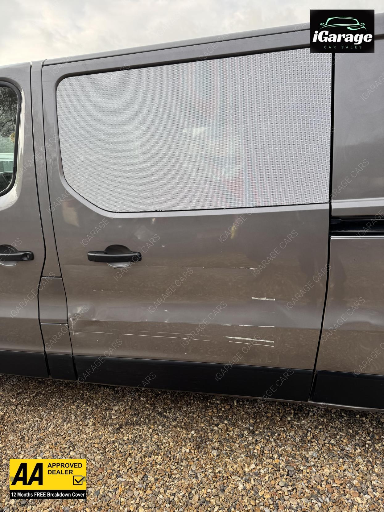 Vauxhall Vivaro 1.6 Combi Van (2014 - 2019)