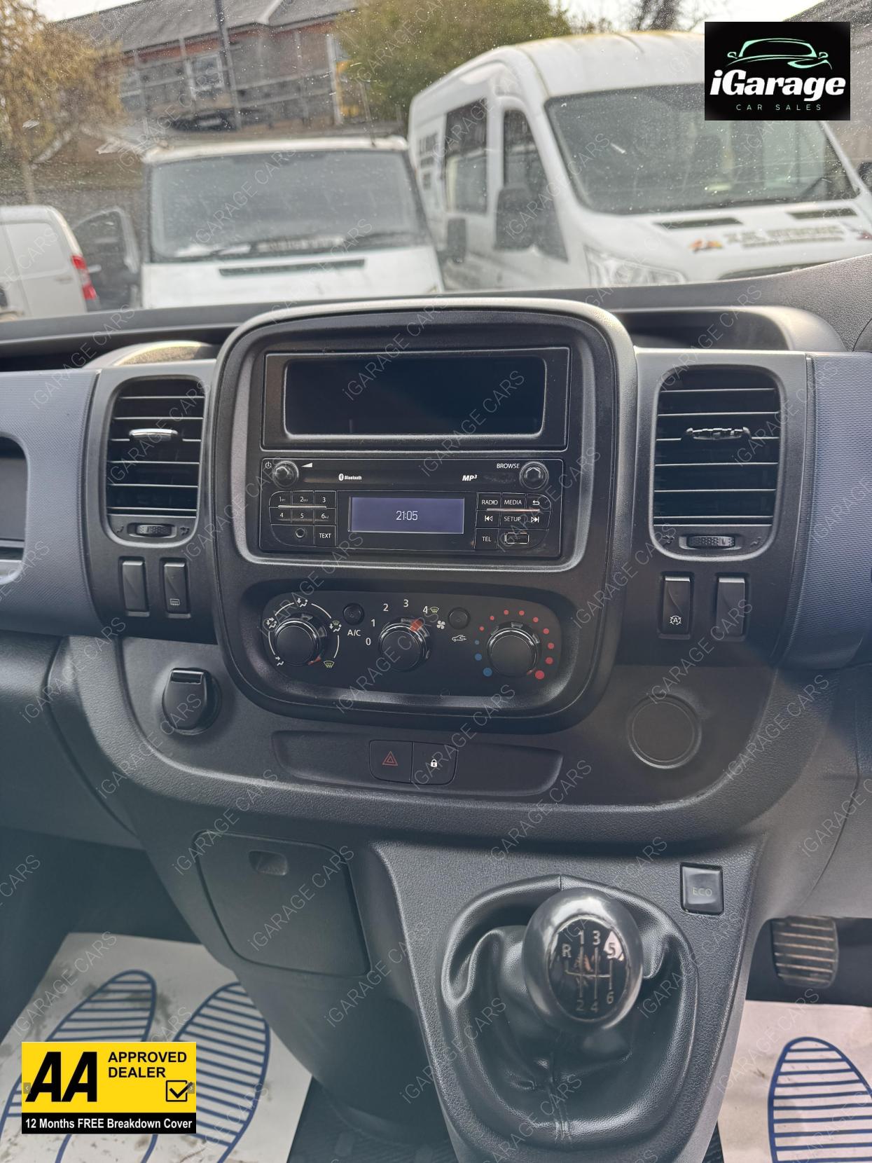Vauxhall Vivaro 1.6 Combi Van (2014 - 2019)