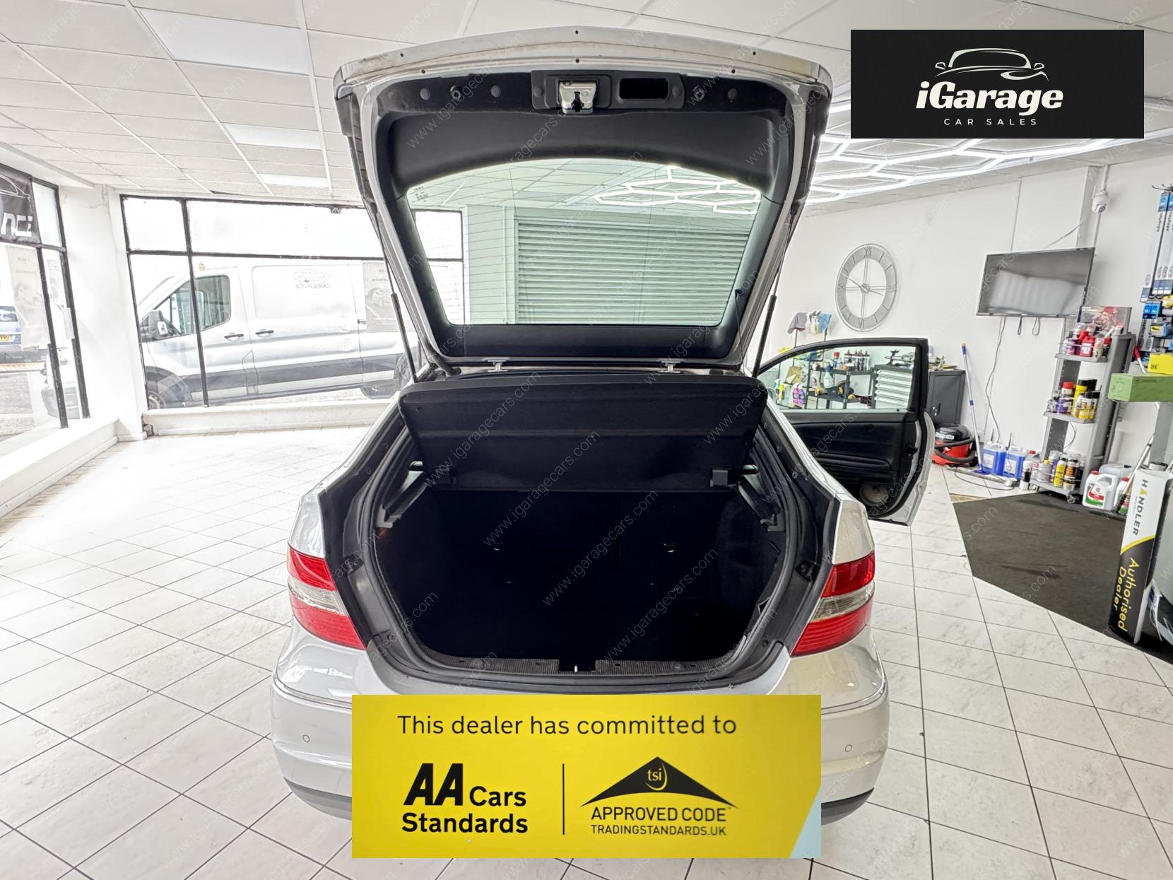 Mercedes-Benz CLC Class 1.6 CLC160 BlueEfficiency Sport Coupe 3dr Petrol Auto Euro 4 (129 ps)