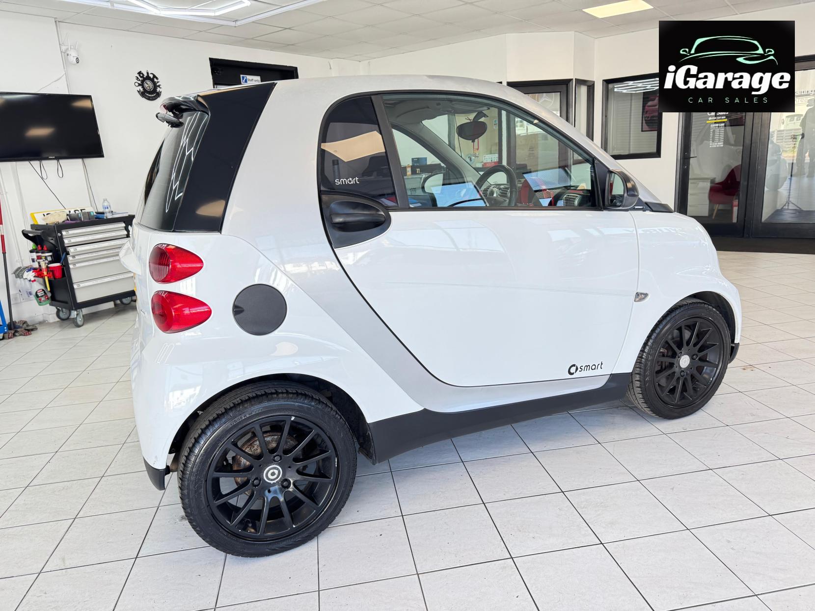 Smart fortwo 1.0 MHD Passion Coupe 2dr Petrol Auto Euro 4 (71 bhp)