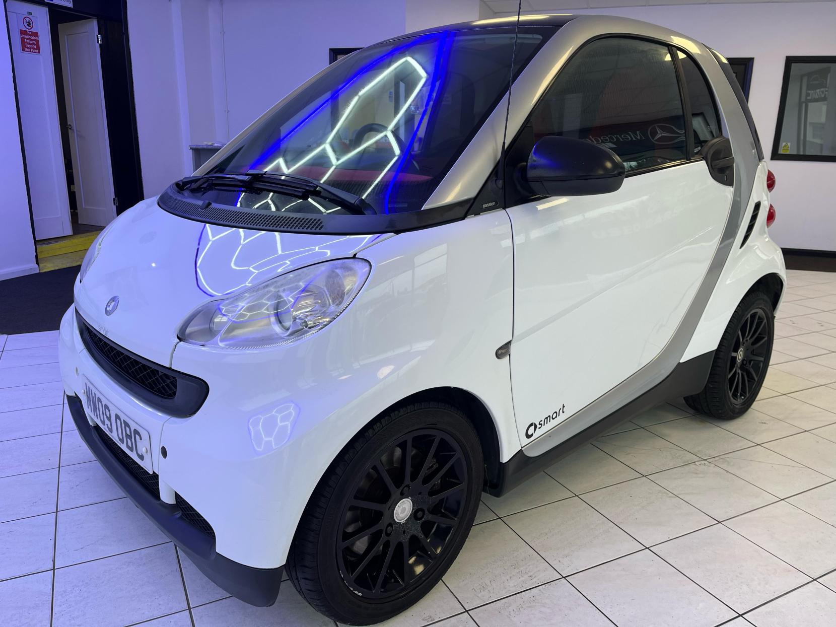 Smart fortwo 1.0 MHD Passion Coupe 2dr Petrol Auto Euro 4 (71 bhp)